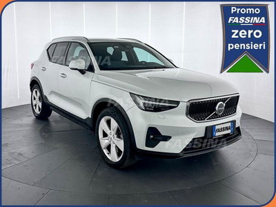 Volvo XC40 B3 automatico Core del 2025 usata a Milano