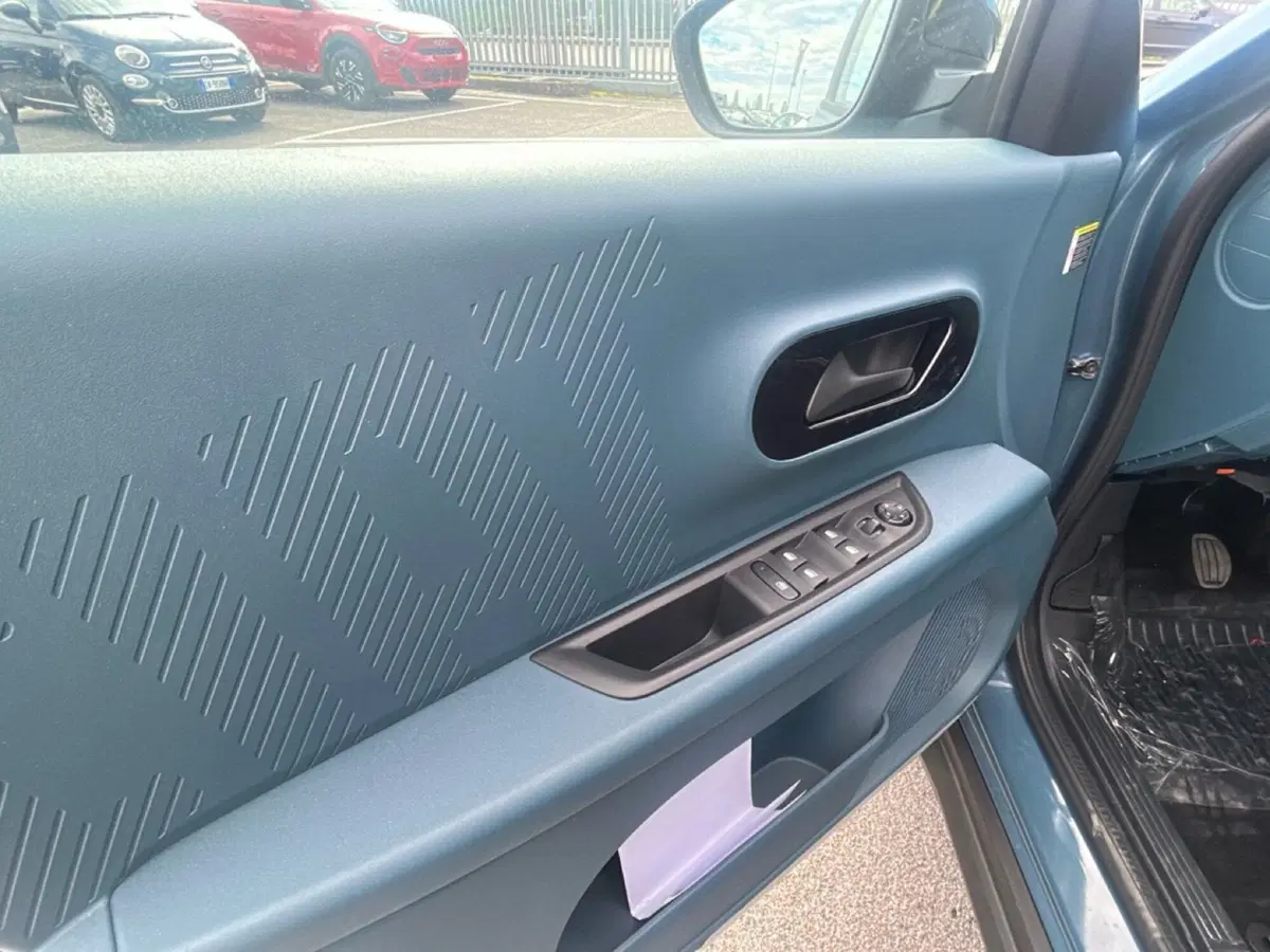 Fiat Grande Panda nuova a Bergamo (17)