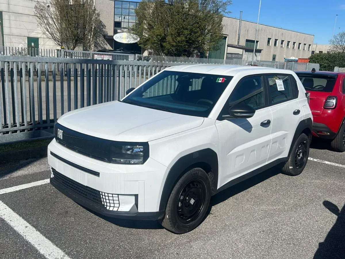 Fiat Grande Panda nuova a Bergamo (17)