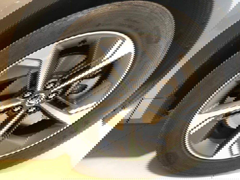 Jaguar E-Pace usata a Venezia (4)