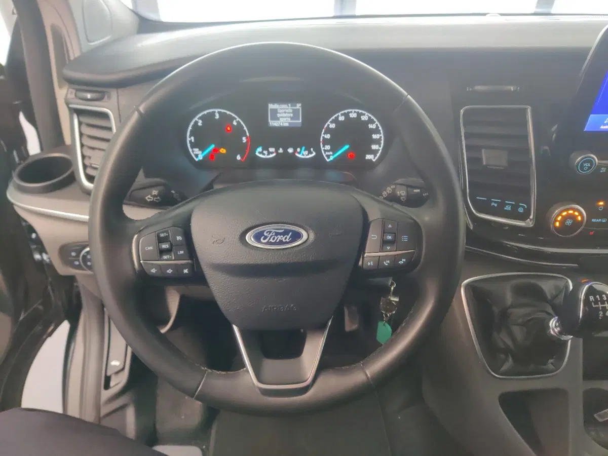 Ford Tourneo Custom usata a Arezzo (18)