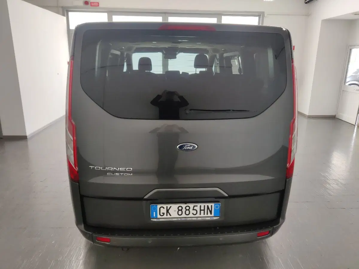 Ford Tourneo Custom usata a Arezzo (5)