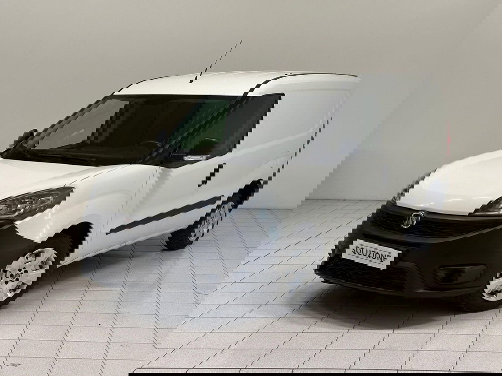 Fiat Doblò Furgone usata a Novara