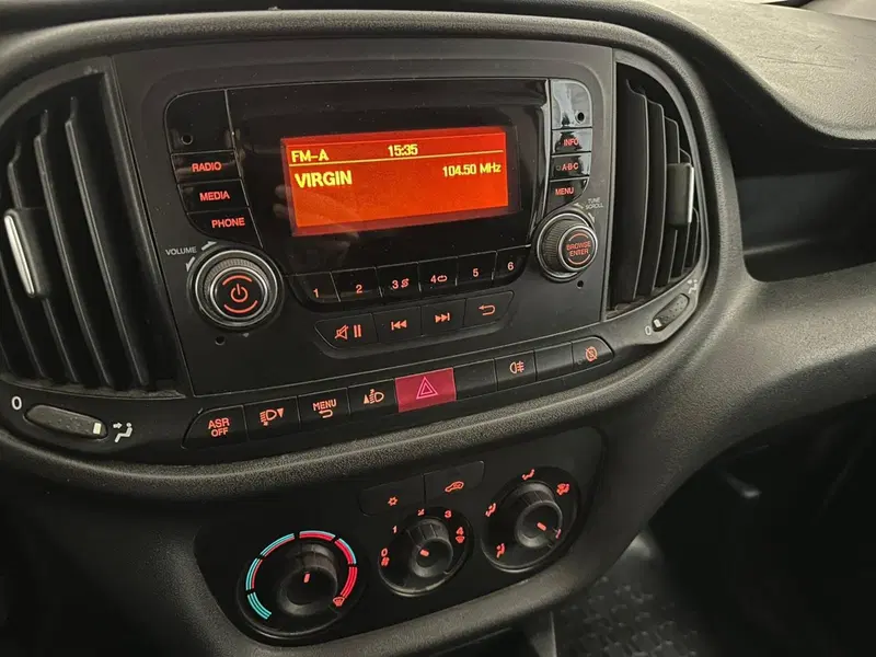 Fiat Doblò Furgone usata a Novara (12)