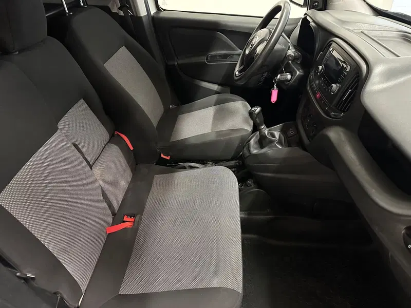 Fiat Doblò Furgone usata a Novara (13)
