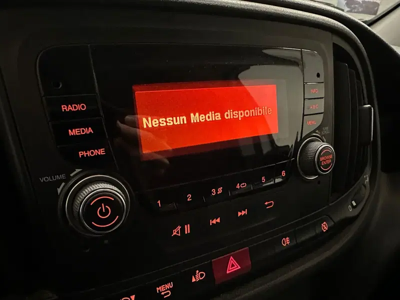 Fiat Doblò Furgone usata a Novara (14)