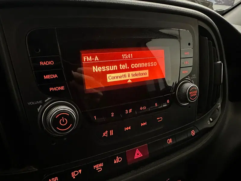 Fiat Doblò Furgone usata a Novara (15)