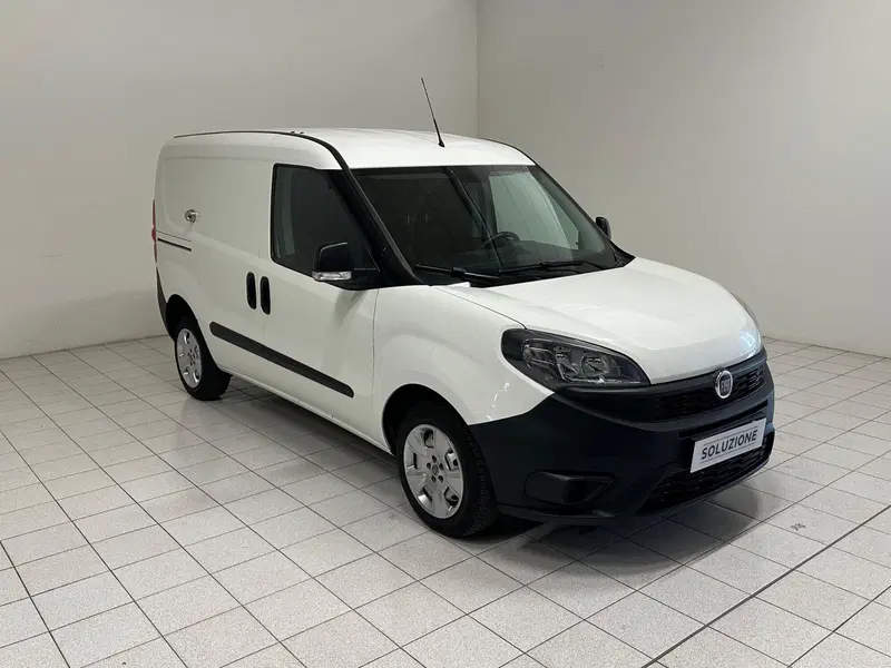 Fiat Doblò Furgone usata a Novara (17)