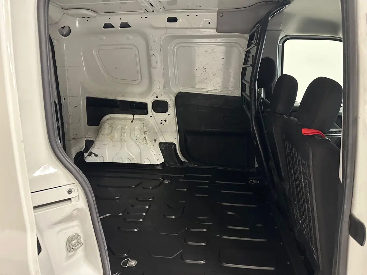 Fiat Doblò Furgone usata a Novara (6)
