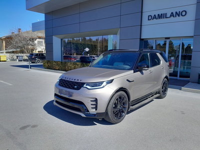 Land Rover Discovery 3.0D I6 249 CV AWD Auto R-Dynamic SE del 2023 usata a Cuneo