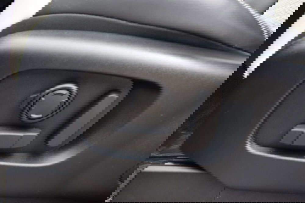 Land Rover Discovery usata a Cuneo (19)