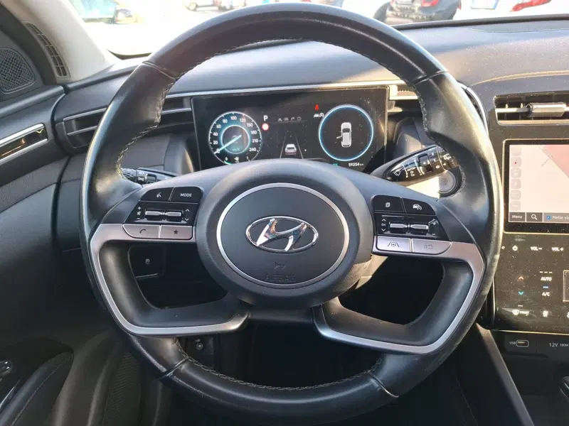 Hyundai Tucson usata a Latina (13)