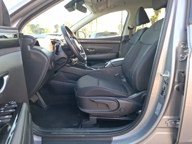Hyundai Tucson usata a Latina (18)