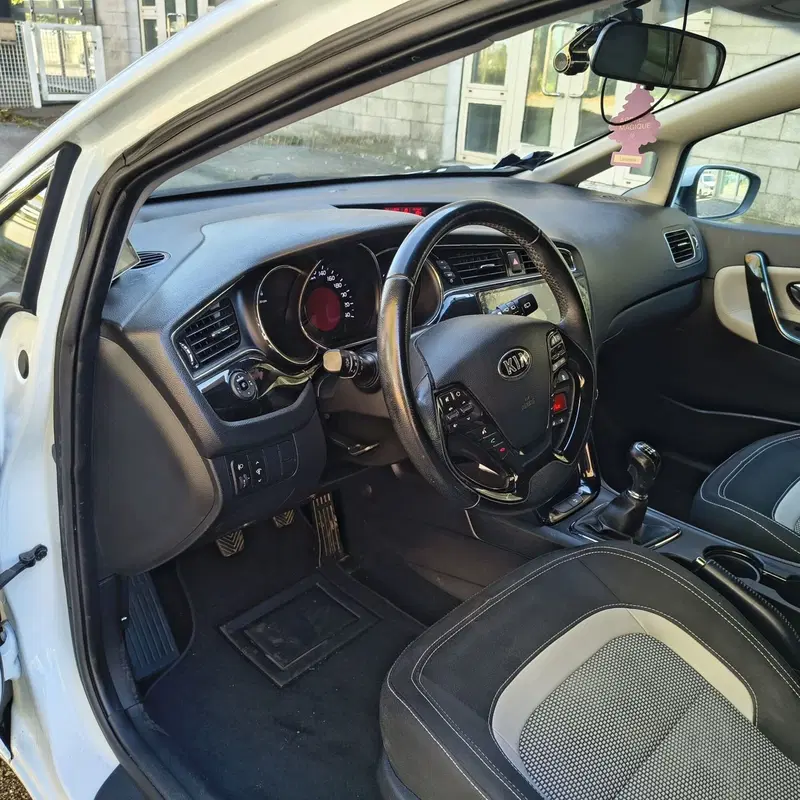 Kia cee'd Sport Wagon usata a Padova (9)