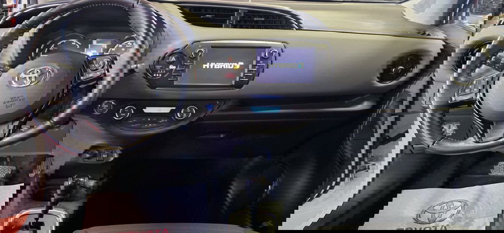 Toyota Yaris usata a Messina (8)