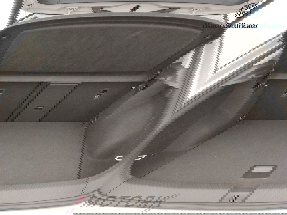 Volkswagen T-Roc usata a Varese (9)