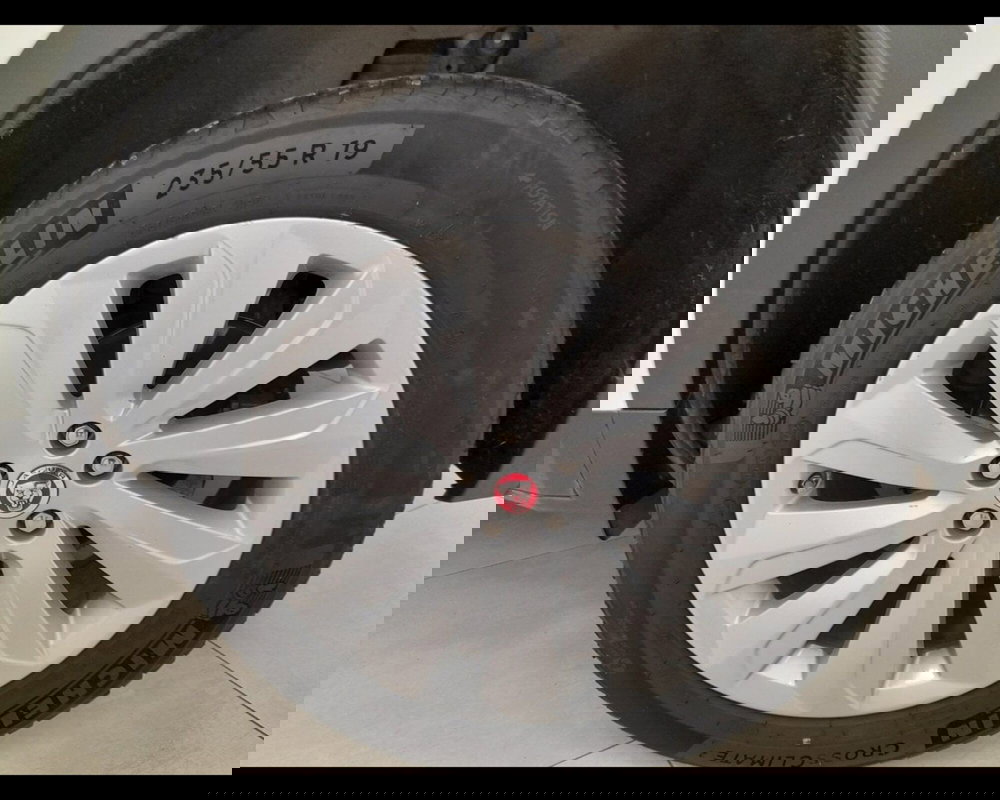 Jaguar E-Pace usata a Alessandria (10)