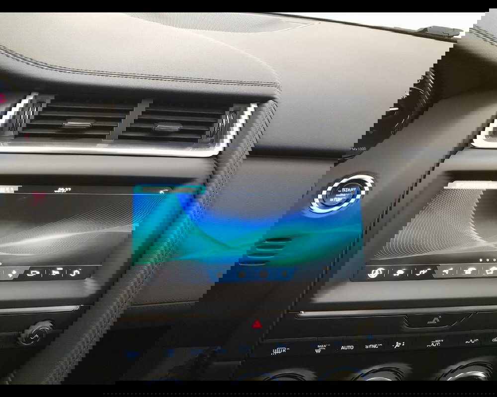 Jaguar E-Pace usata a Alessandria (8)