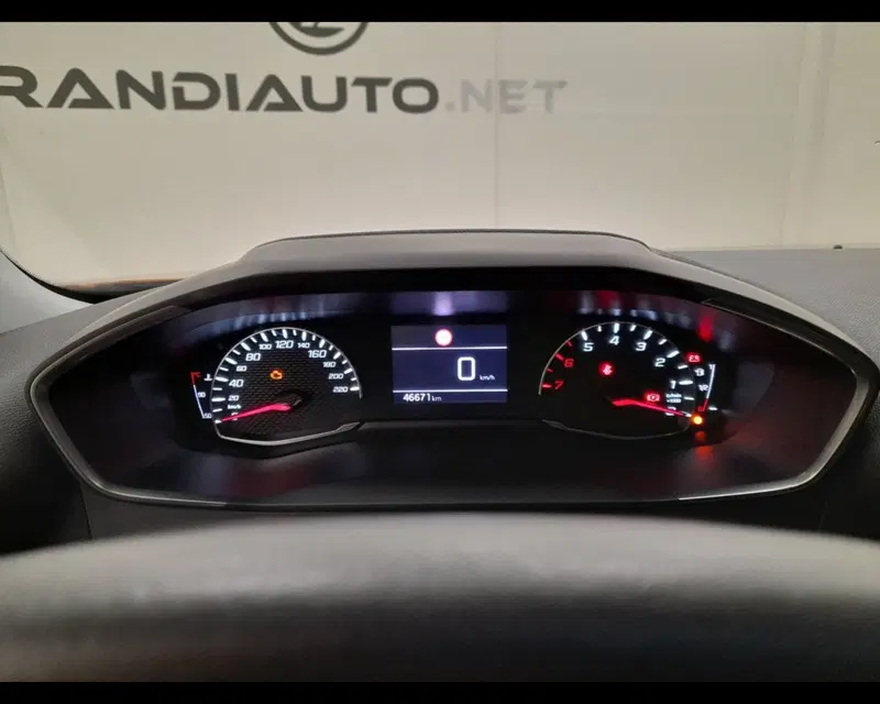 Peugeot 2008 usata a Alessandria (7)