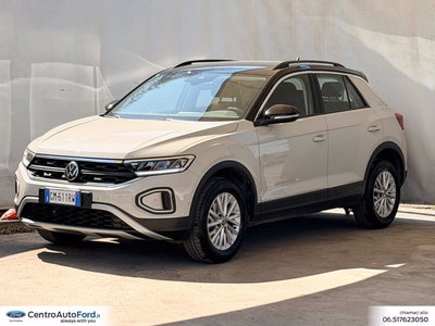 Volkswagen T-Roc 1.0 TSI Life del 2023 usata a Albano Laziale