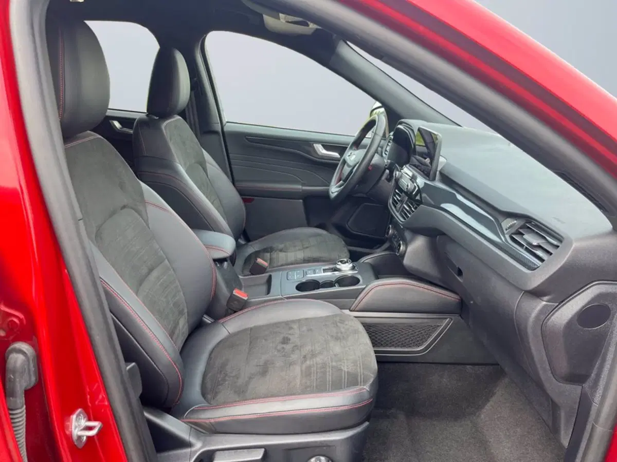 Ford Kuga usata a Milano (15)