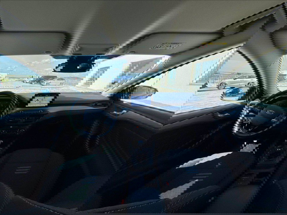 Ford Focus Station Wagon usata a Matera (10)