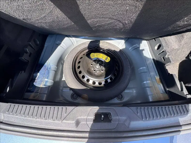 Ford Focus Station Wagon usata a Matera (14)