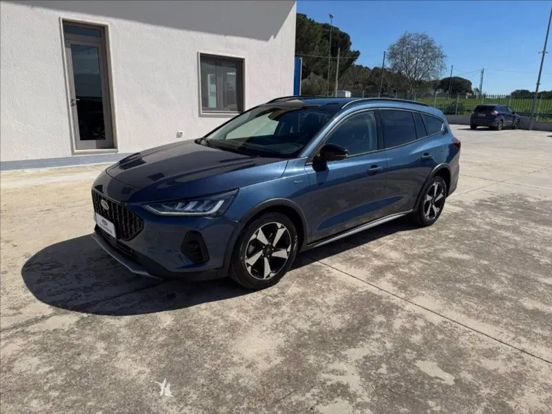 Ford Focus Station Wagon usata a Matera (2)