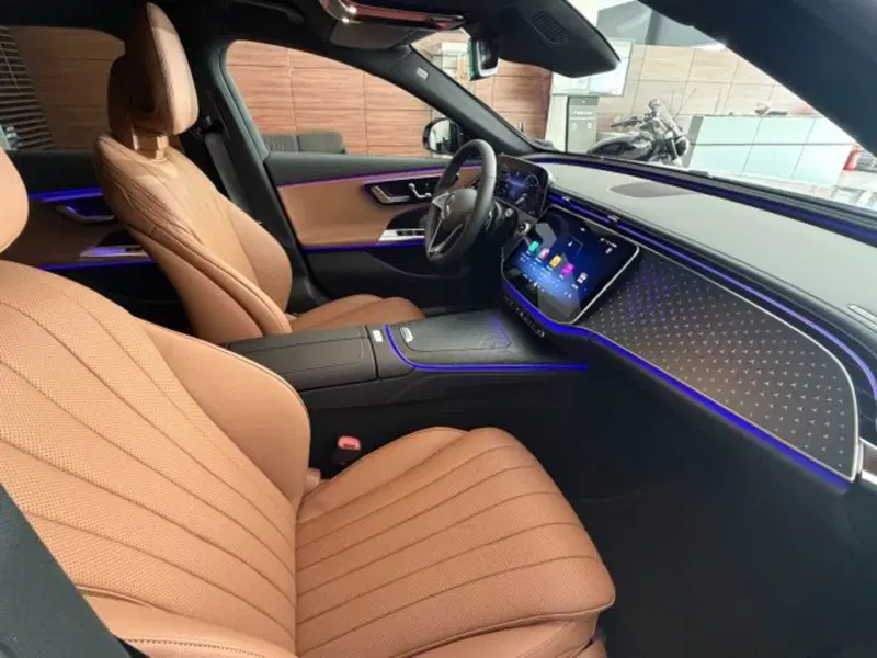 Mercedes-Benz Classe E Station Wagon nuova a Potenza (10)