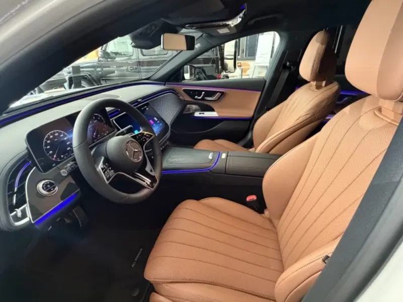 Mercedes-Benz Classe E Station Wagon nuova a Potenza (11)