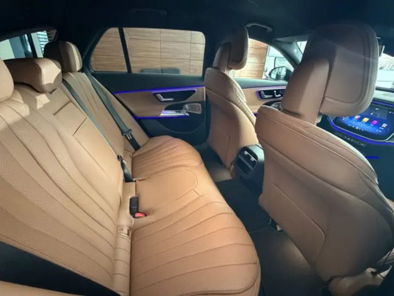 Mercedes-Benz Classe E Station Wagon nuova a Potenza (20)