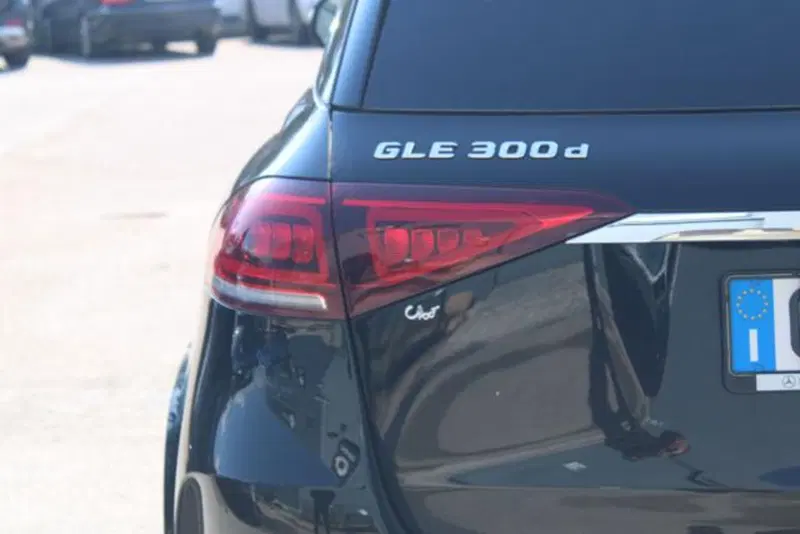 Mercedes-Benz GLE SUV usata a Lecce (7)