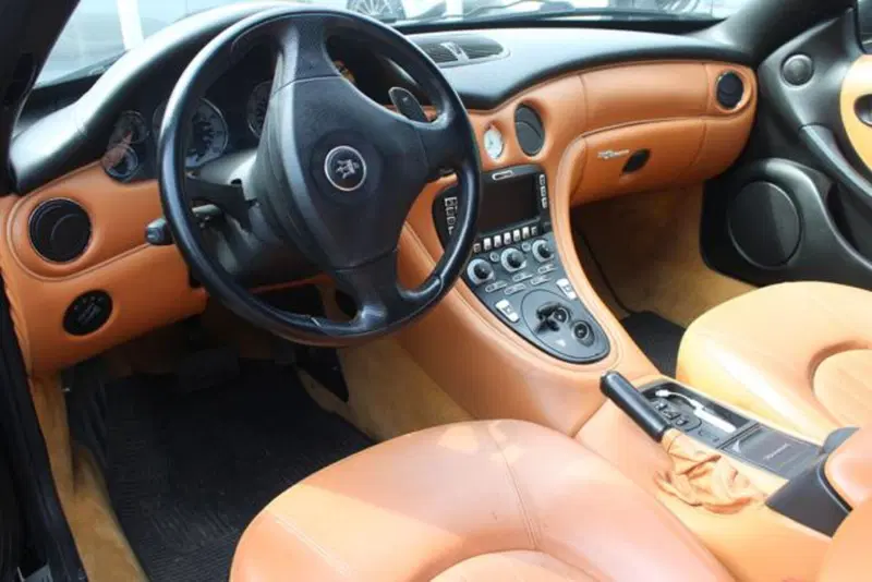 Maserati Spyder usata a Lecce (7)