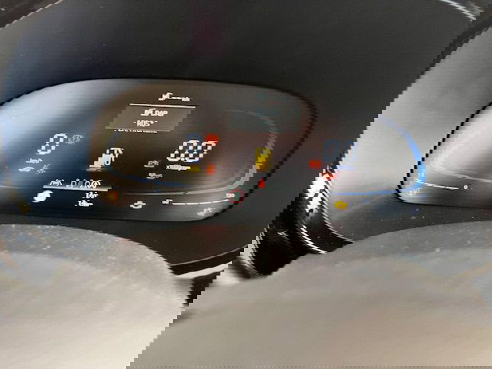 Hyundai i10 nuova a Verbano Cusio Ossola (15)