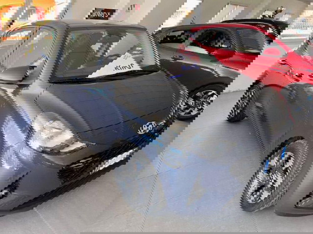 Hyundai i10 nuova a Verbano Cusio Ossola (3)