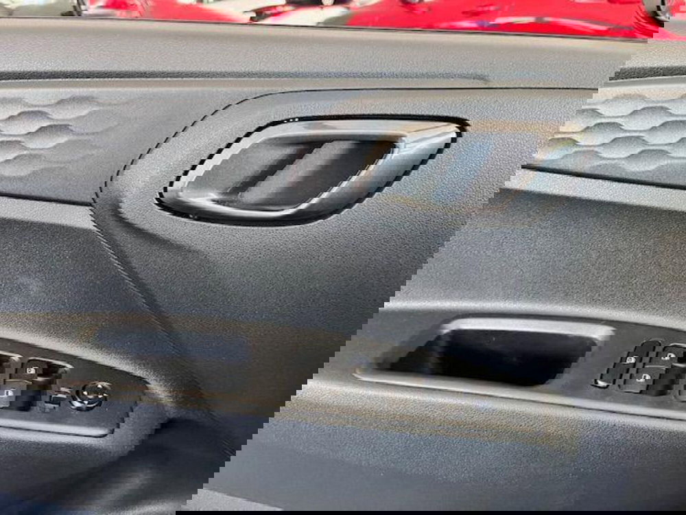 Hyundai i10 nuova a Verbano Cusio Ossola (11)