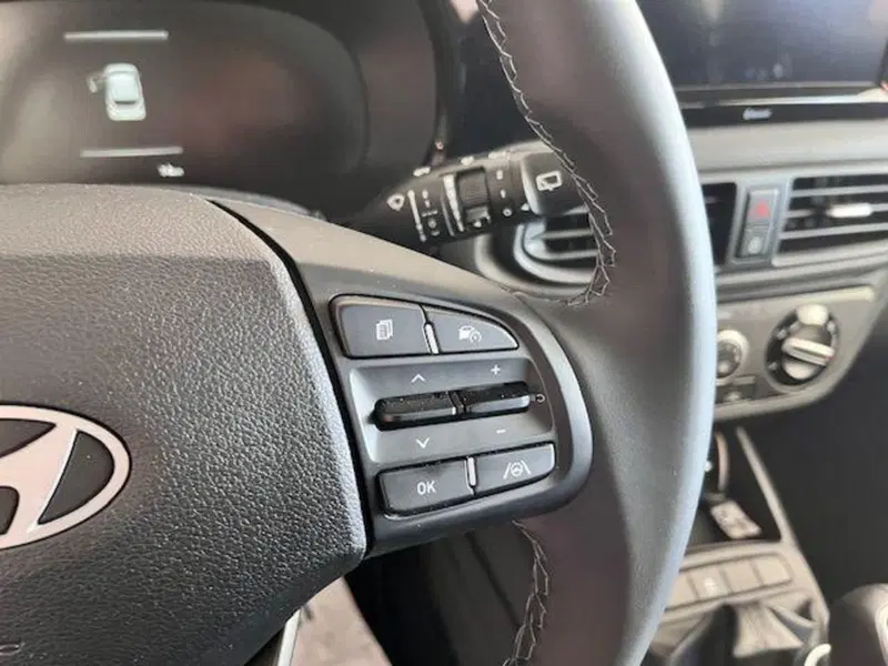 Hyundai i10 nuova a Verbano Cusio Ossola (13)