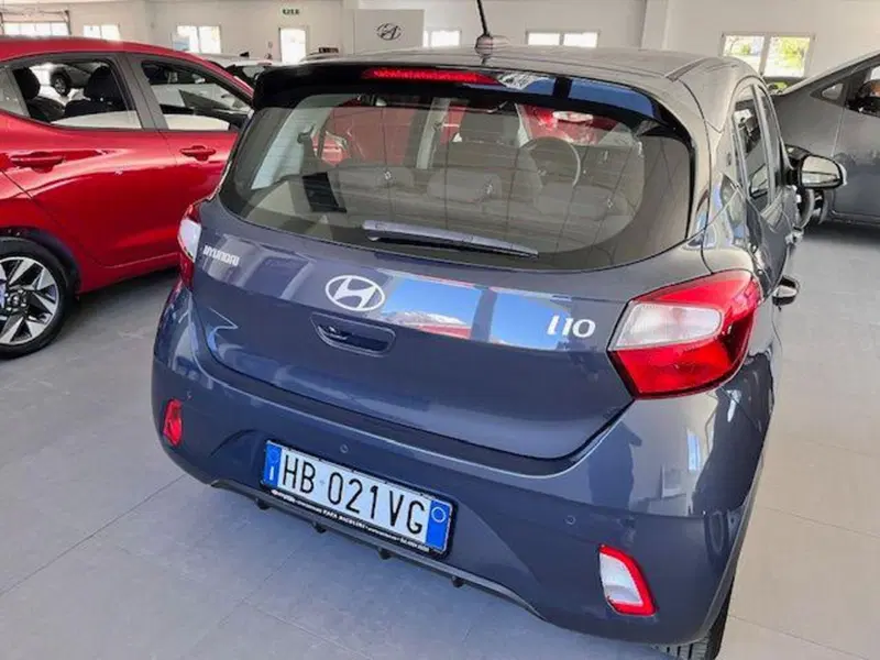Hyundai i10 nuova a Verbano Cusio Ossola (7)