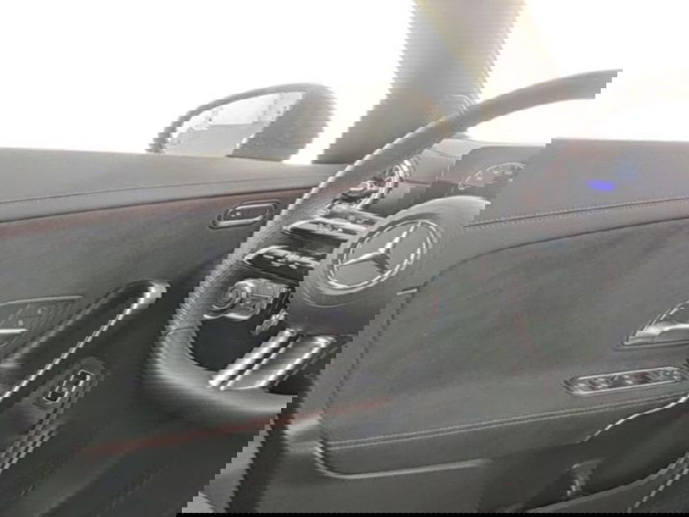 Mercedes-Benz CLA Shooting Brake usata a Milano (6)