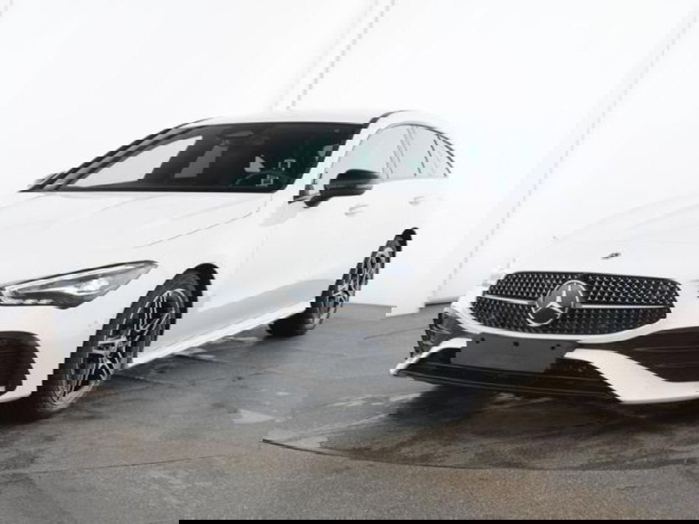 Mercedes-Benz CLA Shooting Brake usata a Milano