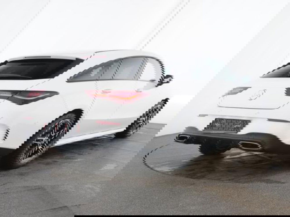 Mercedes-Benz CLA Shooting Brake usata a Milano (2)