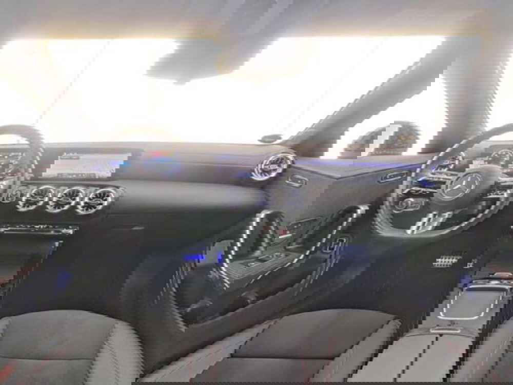 Mercedes-Benz CLA Shooting Brake usata a Milano (6)