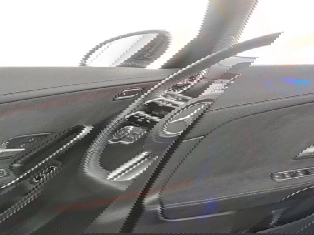 Mercedes-Benz CLA Shooting Brake usata a Milano (8)