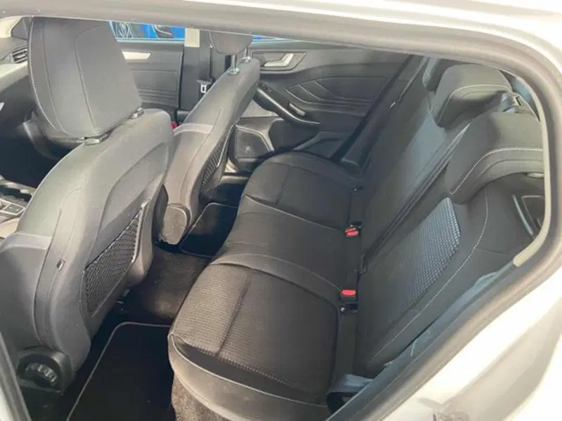 Ford Focus Station Wagon usata a Bologna (13)