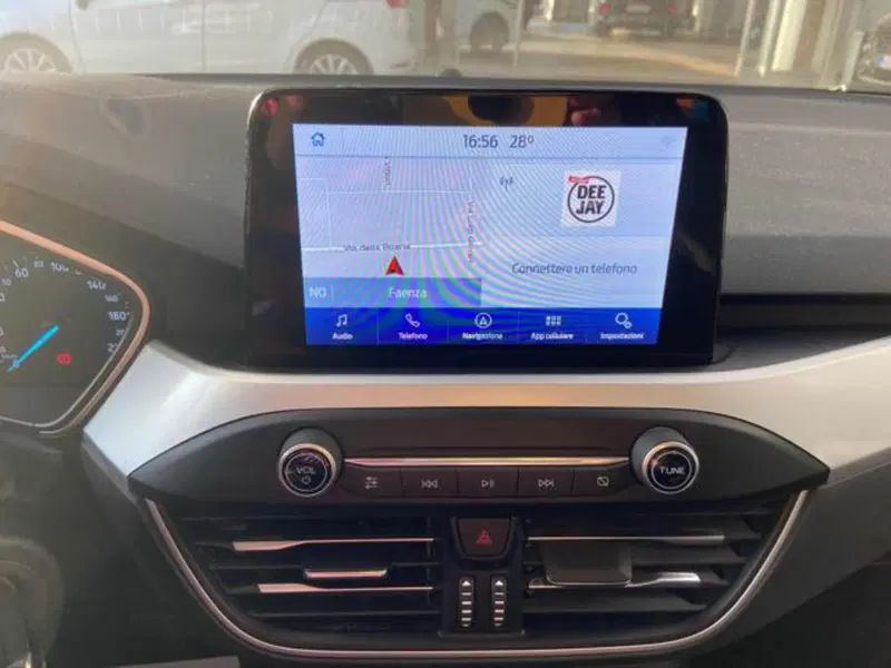 Ford Focus Station Wagon usata a Bologna (9)