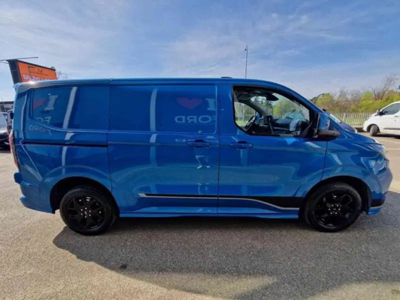 Ford Transit Custom Furgone usata a Bologna (4)