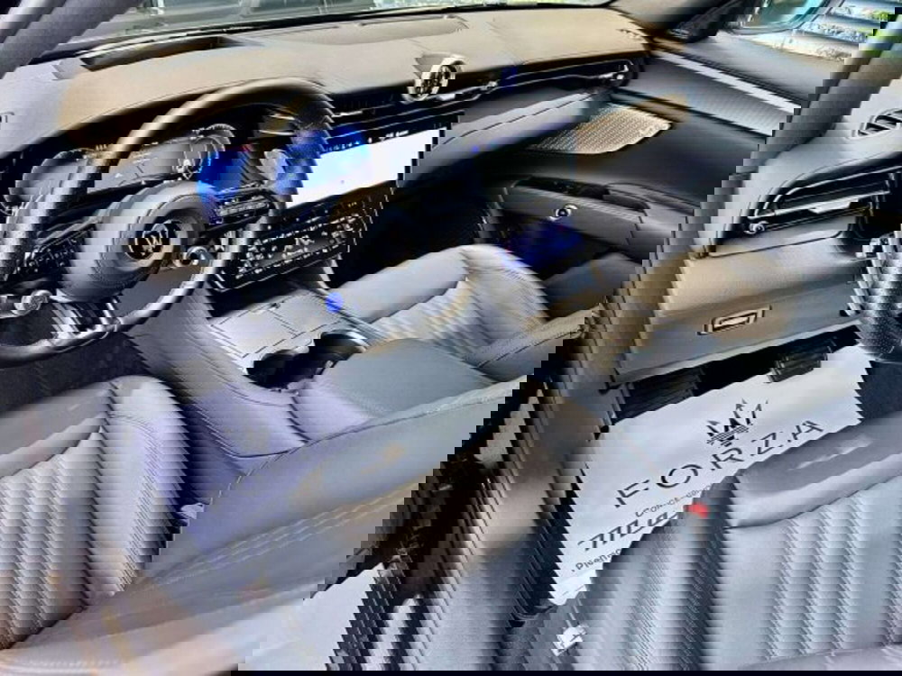 Maserati Grecale usata a Torino (9)