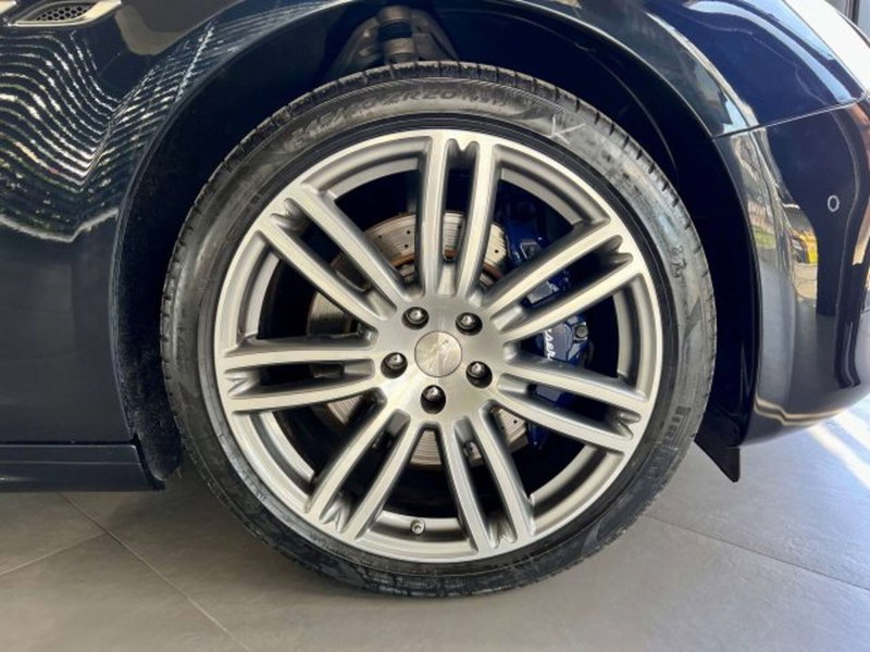Maserati Ghibli usata a Torino (3)