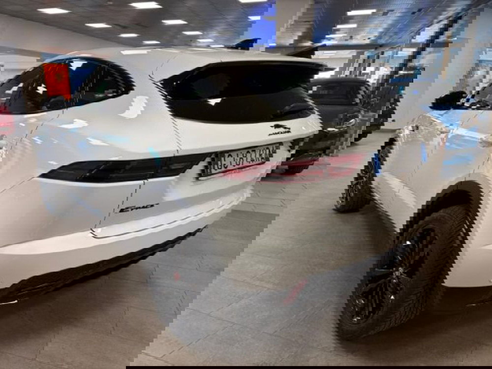 Jaguar E-Pace usata a Cuneo (5)