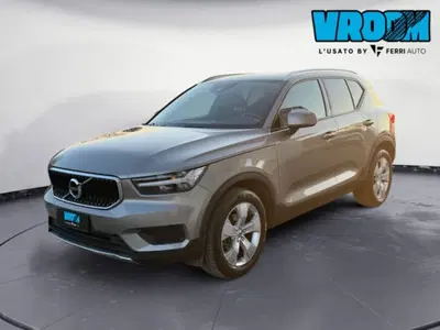 Volvo XC40 T2 Geartronic Momentum Pro del 2022 usata a Villorba
